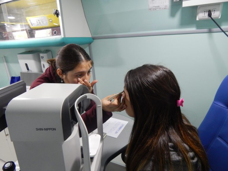 Móviles de Salud realizaron exitoso operativo en Colegio Darío Salas