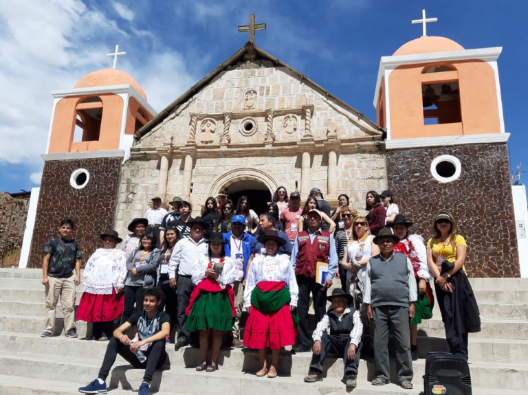 Estudiantes de Liceo Gastronomía y Turismo realizaron gira técnica pedagógica a Perú