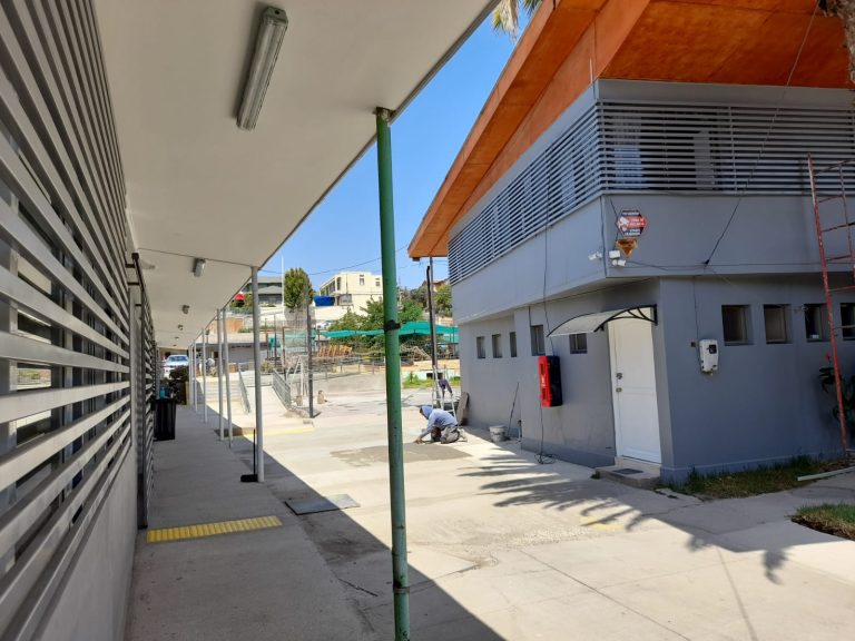 Invierten más de $1500 millones en obras de mejoramiento en colegios municipales de Quilpué
