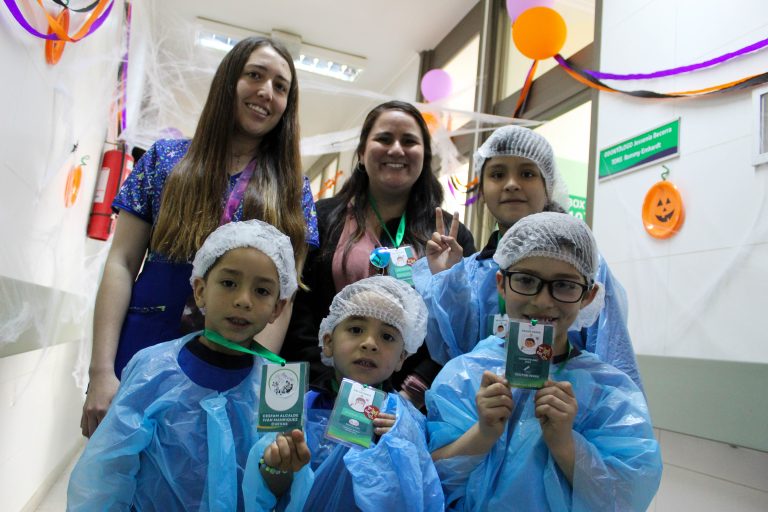 SALUDZANIA REGRESA A CESFAM ALCALDE IVÁN MANRÍQUEZ DE QUILPUÉ CON ACTIVIDADES LÚDICAS PARA NIÑOS Y NIÑAS
