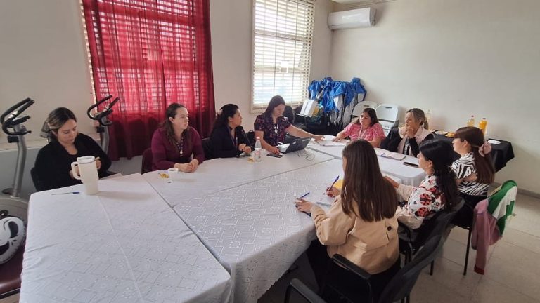 Profesionales de la Salud participan en  nueva jornada de prevencion de cancer en quilpué