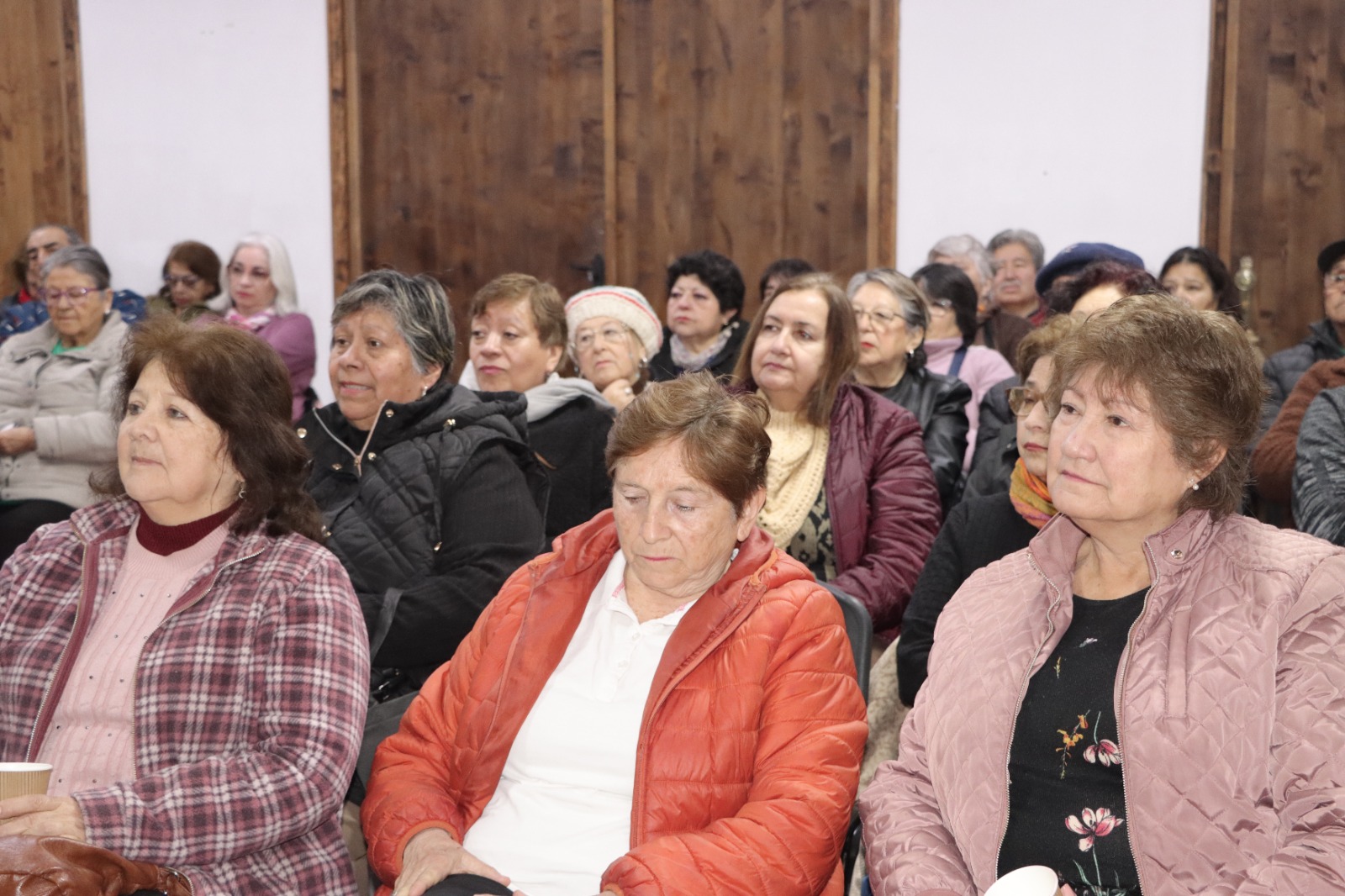 ¡Comenzaron las capacitaciones para líderes comunitarios del programa Más Adultos Mayores Autovalentes!