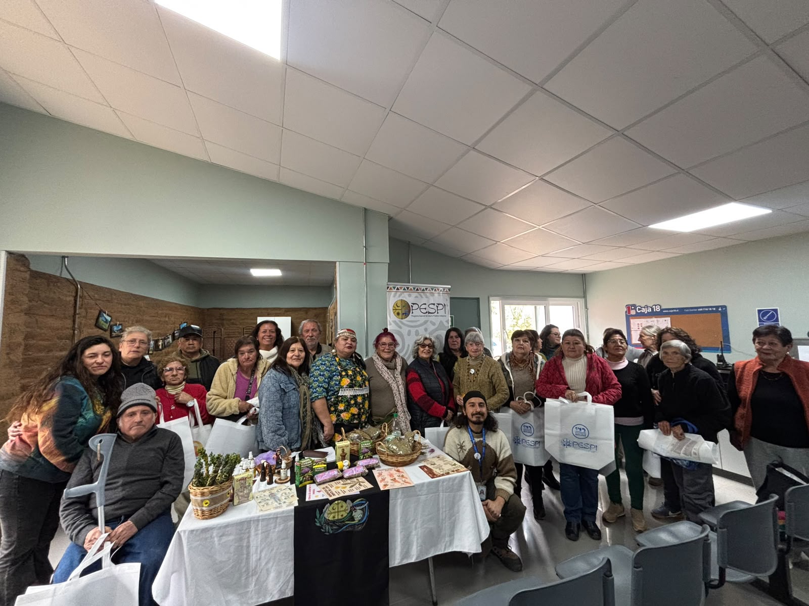 TALLERES DE HIERBAS MEDICINALES CONTINÚAN FORTALECIENDO LA SALUD ANCESTRAL EN COLLIGUAY